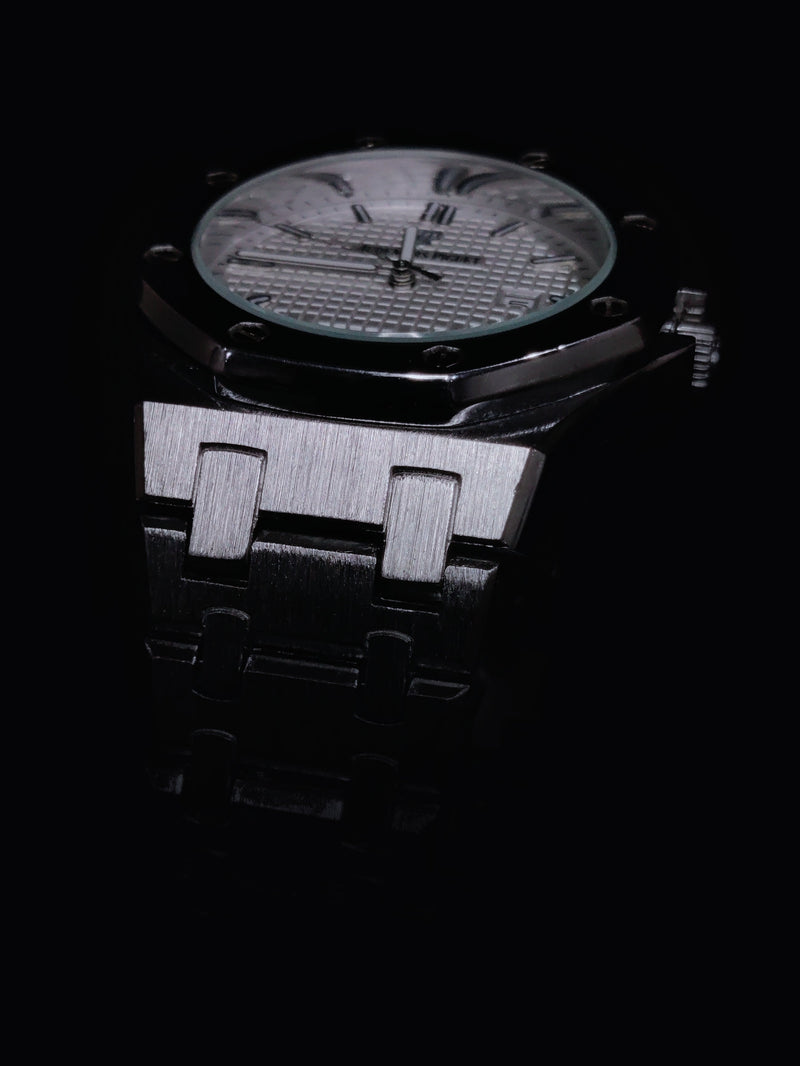Audemars Piguet Royal Oak Silver White Dial – Premium Watch for Men