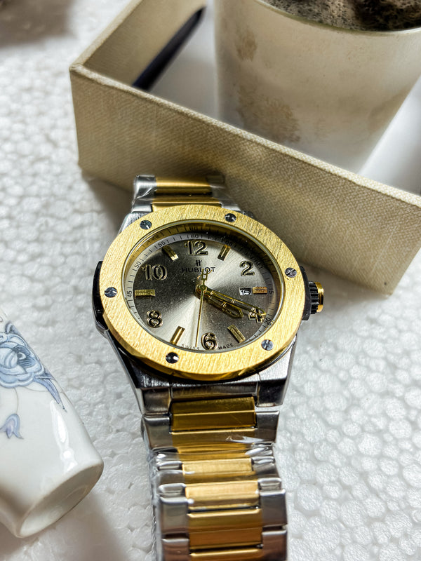 Hublot Classic Fusion Champagne Dial – Premium Two-Tone